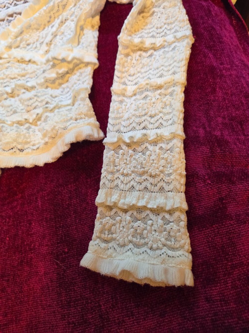STUNNING CREAM LACE STRETCHY MAXI WITH MATCHING LACE CARDIGAN SMALL - Picture 7 of 14
